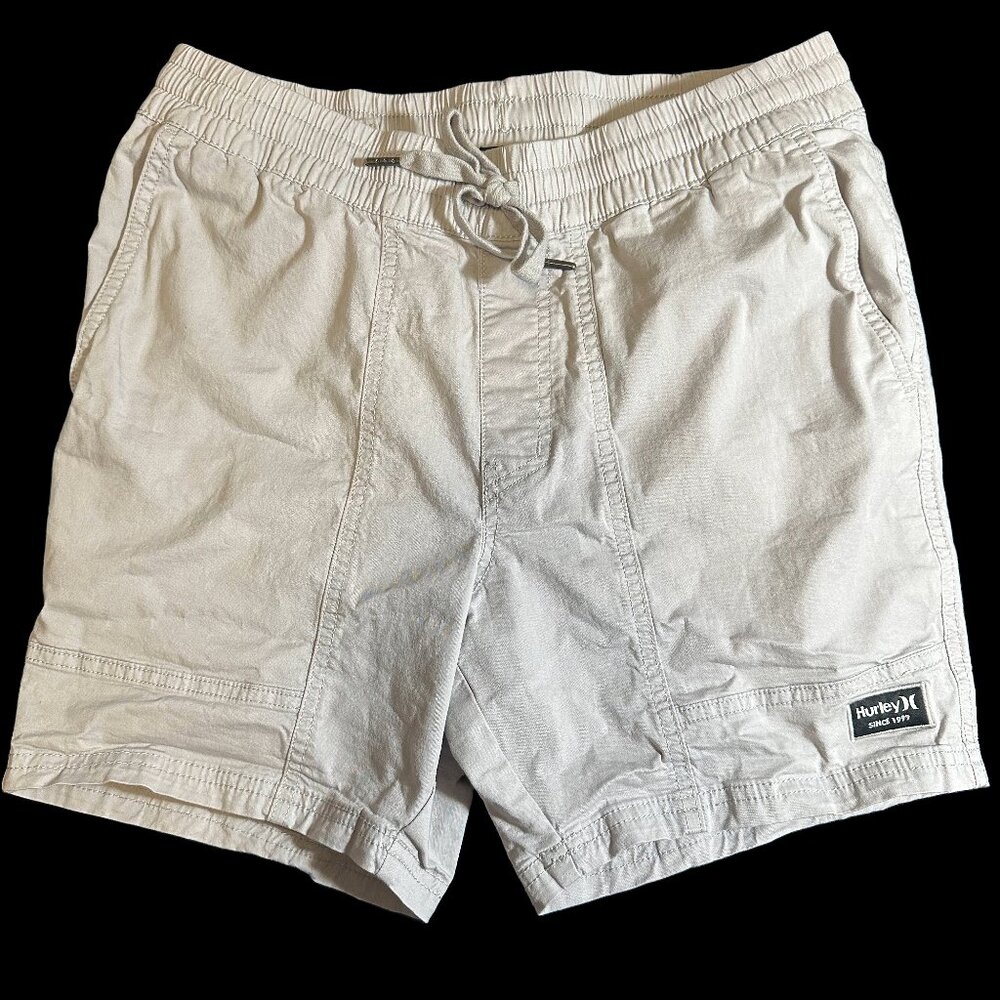 Hurley Beige Drastring Shorts (Men’s S)